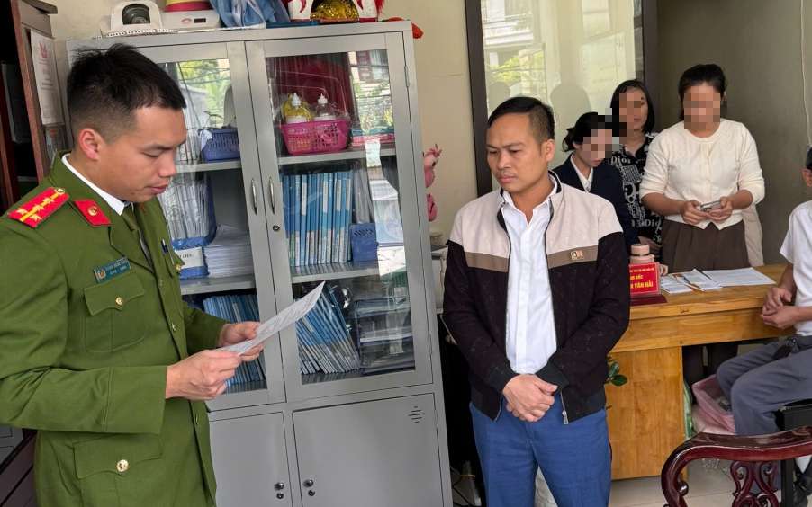 Nạp 5 triệu, rút 32,5 triệu, lộ chiêu đánh bạc trực tuyến trái phép - Ảnh 2.