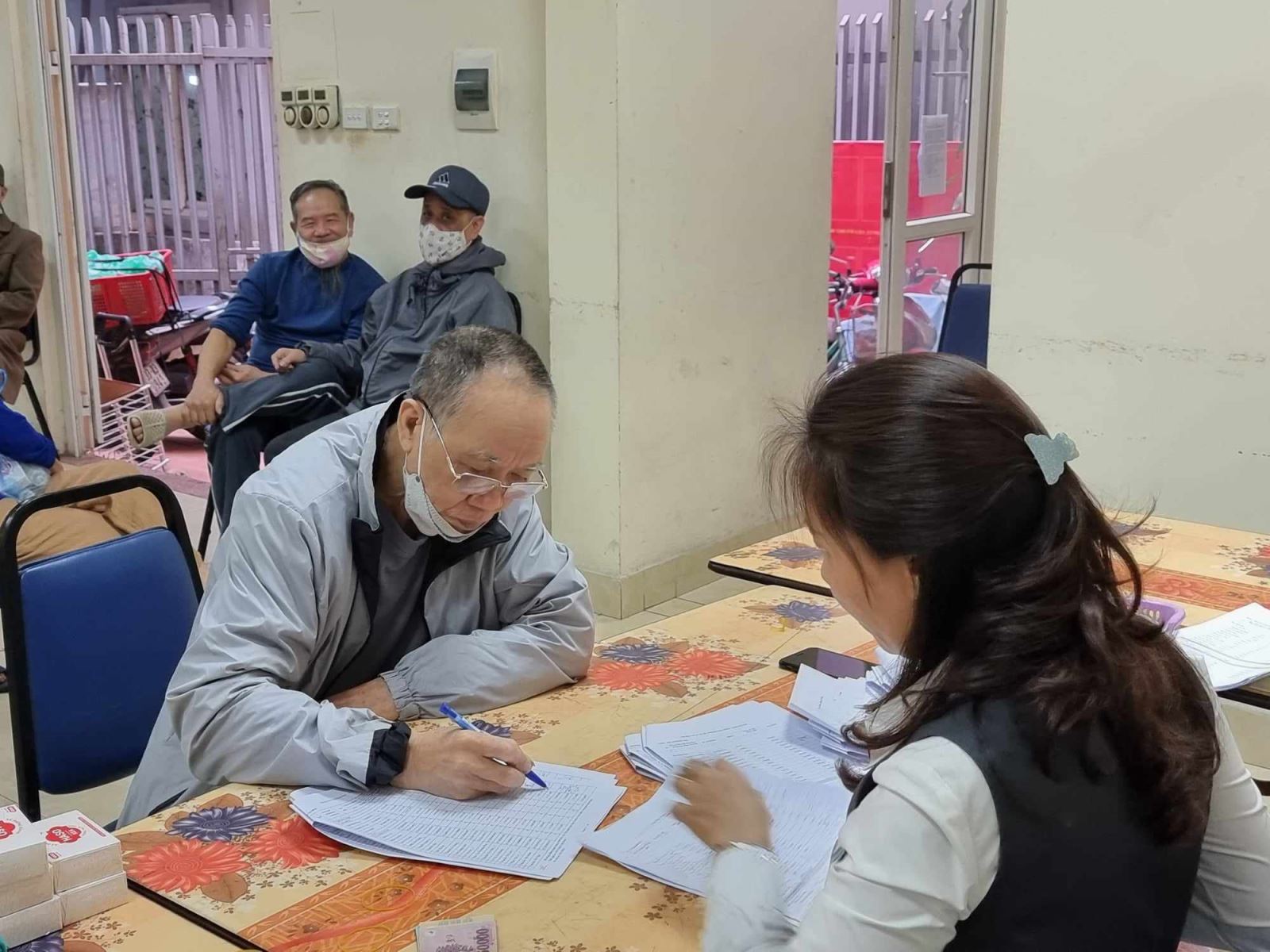 BHXH thành phố Hà Nội hướng dẫn chi quà Tết nguyên đán Bính Ngọ 2026- Ảnh 1.