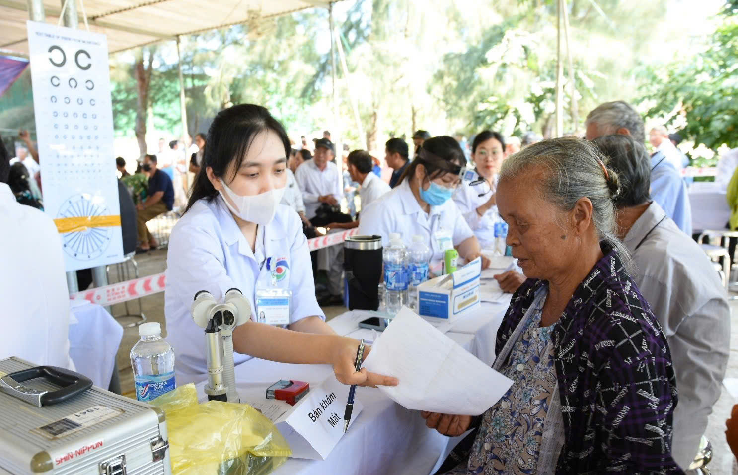 Huế: Nâng cao chất lượng y tế, hướng đến phục vụ người dân tốt hơn- Ảnh 2.