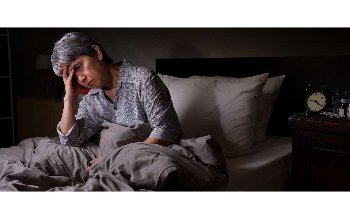 7 cách khắc phục bệnh mất ngủ ở người già