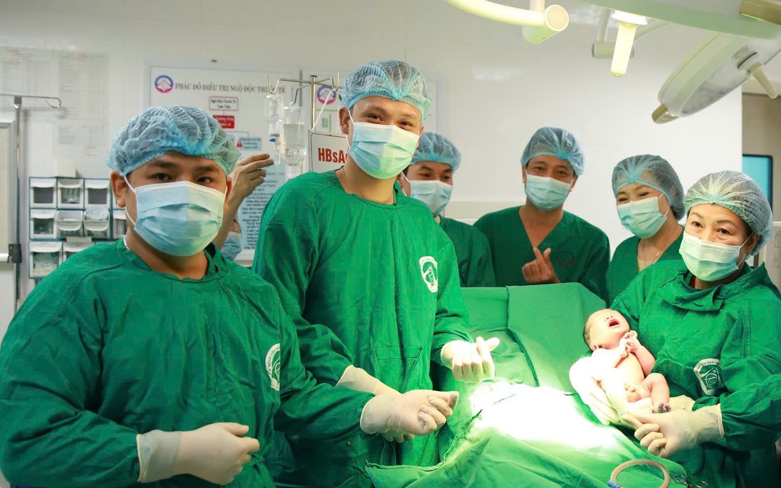 Cập nhật kỹ thuật hỗ trợ sinh sản cho khu vực miền núi phía Bắc- Ảnh 2.