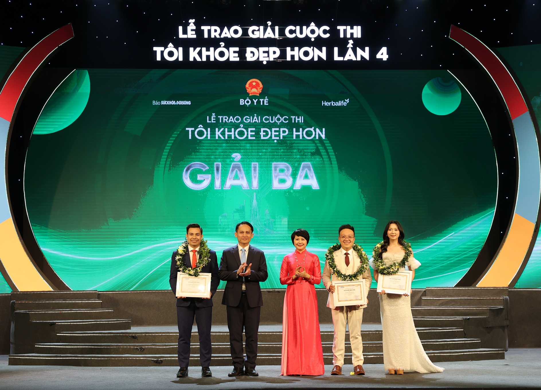 Cuộc thi Tôi khoẻ đẹp hơn lần thứ 4, thiết thực lan toả thông điệp 'phòng bệnh suốt đời, từ sớm, từ xa'- Ảnh 7. Cuộc thi Tôi khoẻ đẹp hơn lần thứ 4, thiết thực lan toả thông điệp 'phòng bệnh suốt đời, từ sớm, từ xa'- Ảnh 7.