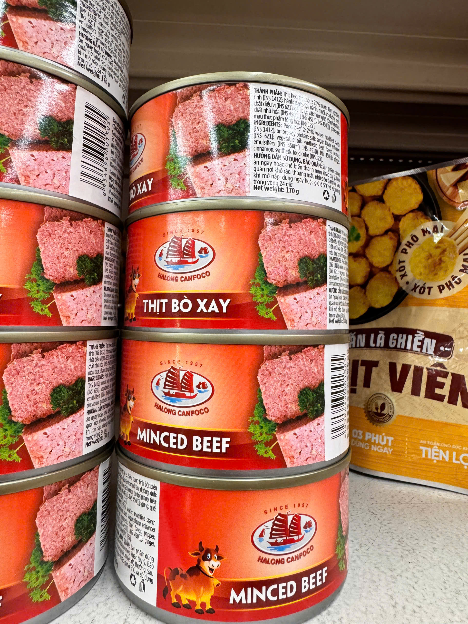 Đồ hộp Halong Canfoco 'bay màu' tại các siêu thị lớn, cửa hàng tại Hải Phòng- Ảnh 2.
