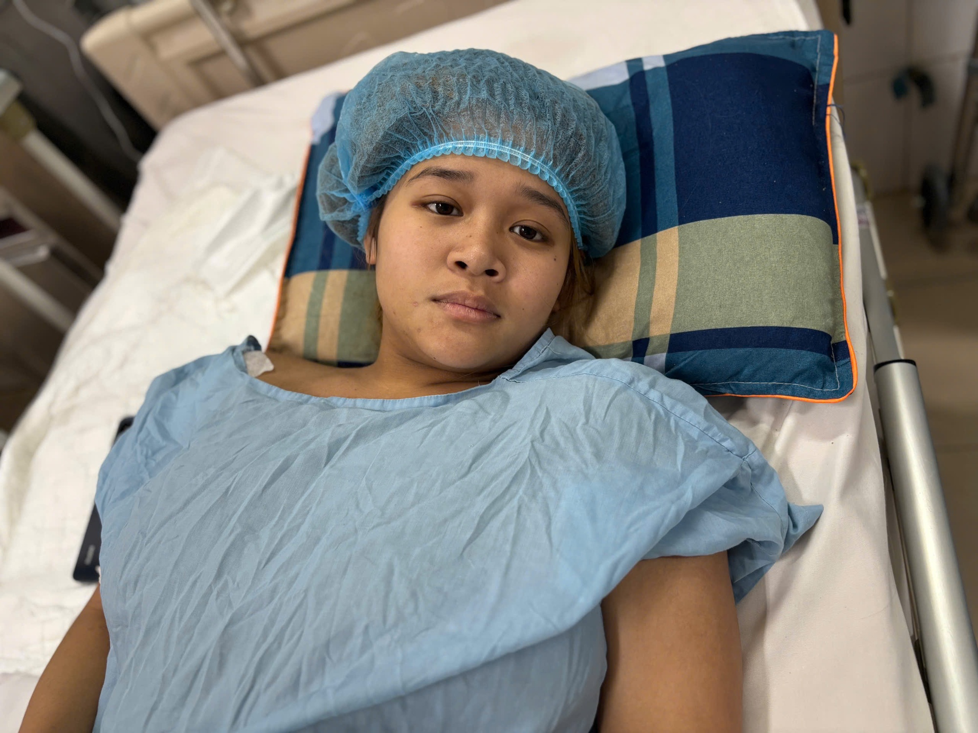 Cảnh khó khăn của cô gái dân tộc Mảng bị tai nạn giao thông cần sự trợ giúp của cộng đồng- Ảnh 2.