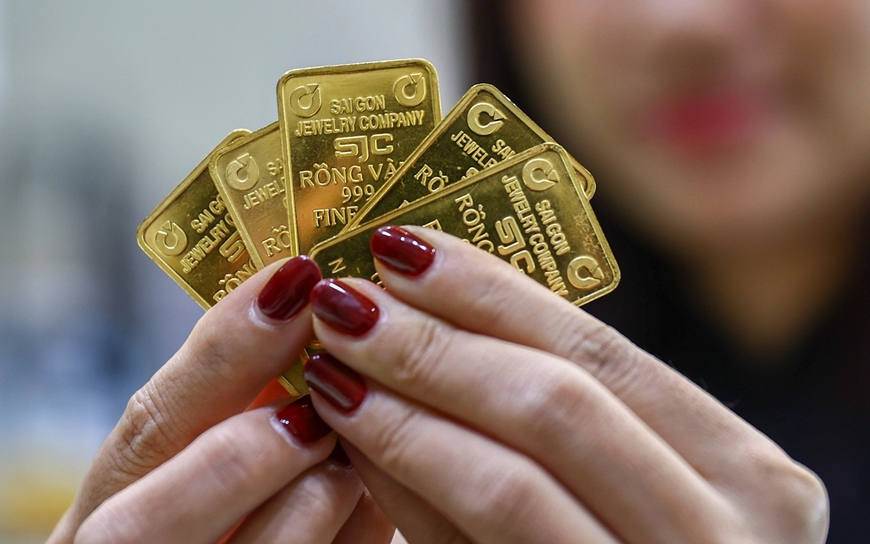Giá vàng hôm nay ngày 10/1 tiếp đà tăng rất mạnh- Ảnh 2. Giá vàng hôm nay ngày 9/1 đồng loạt tăng rất mạnh trở lại
