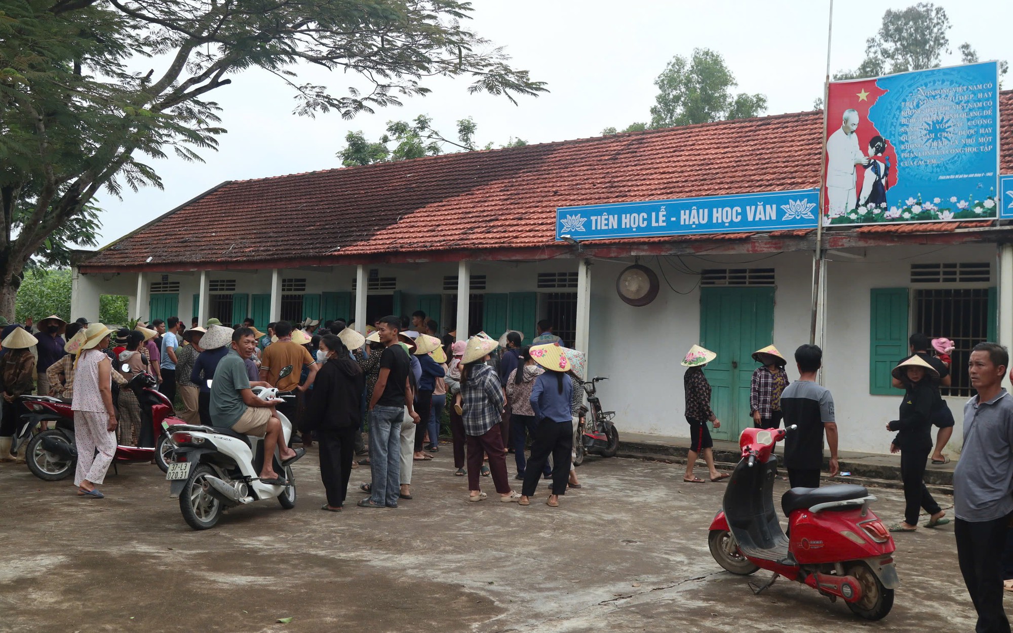 127 học sinh chưa đến trường, tỉnh Nghệ An yêu cầu trở lại lớp từ ngày 2/10- Ảnh 5.