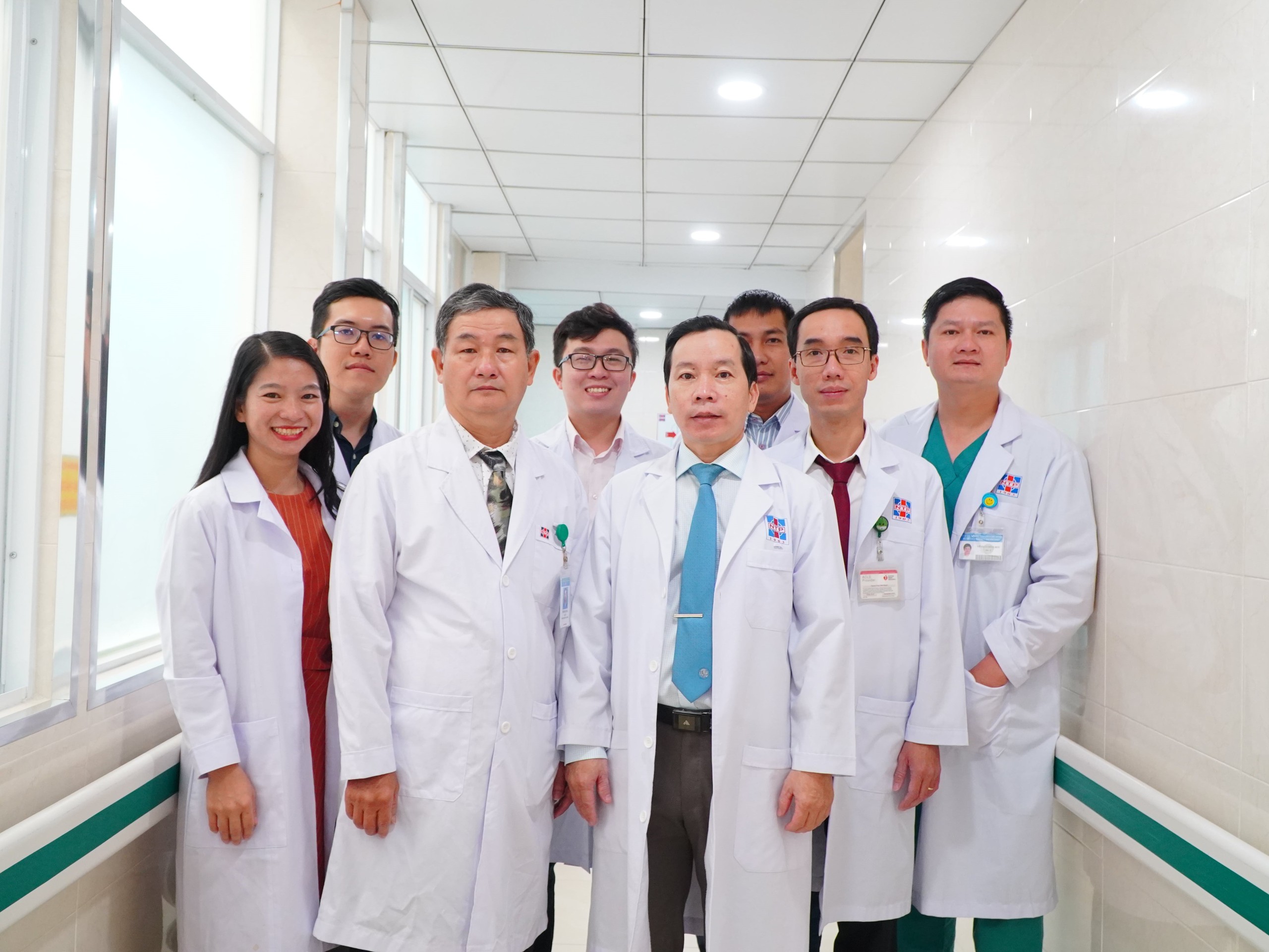 PGS.TS.BS Nguyễn Văn Chinh - Người giữ nhịp sống phía sau cánh cửa phòng mổ- Ảnh 4.