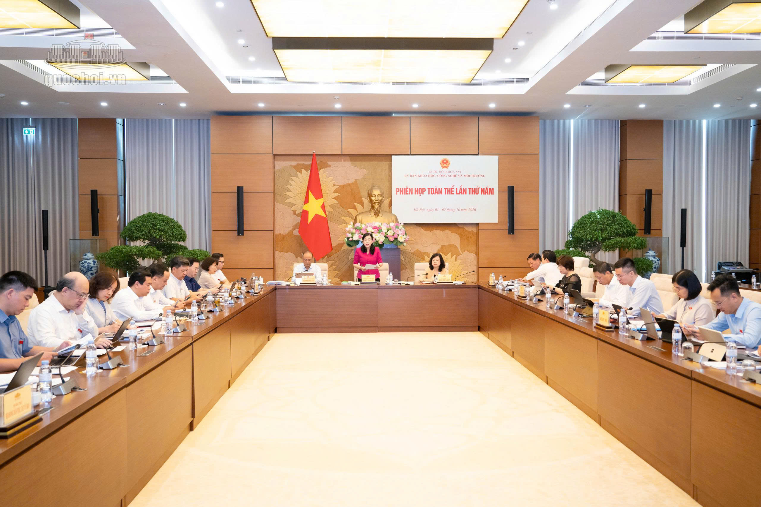 Gallery - Bộ trưởng Đào Hồng Lan nêu 4 trọng tâm khi sửa Luật An toàn thực phẩm