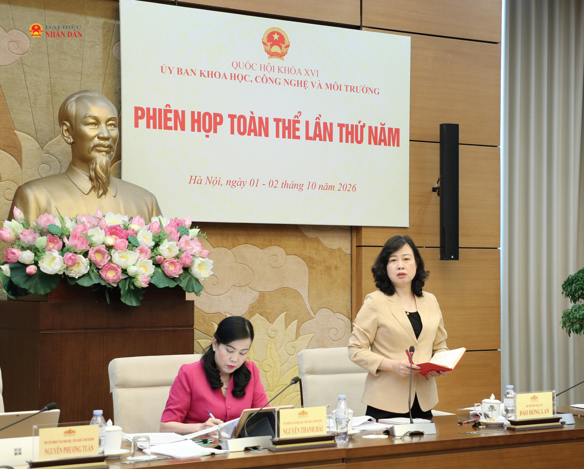 Gallery - Bộ trưởng Đào Hồng Lan nêu 4 trọng tâm khi sửa Luật An toàn thực phẩm - image 3