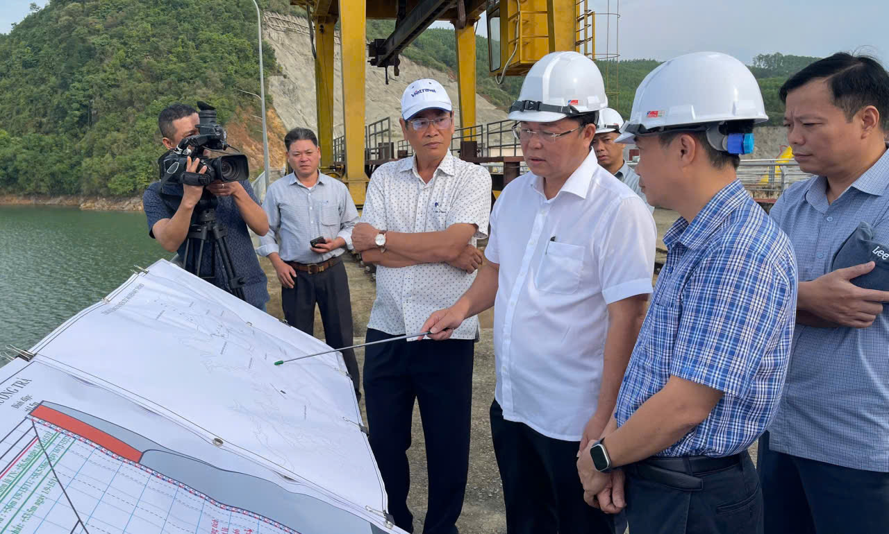 Huế siết an toàn hồ đập mùa mưa lũ- Ảnh 2.