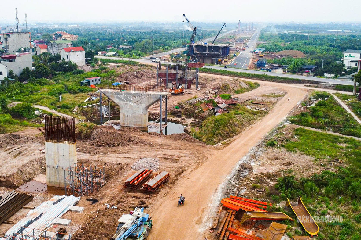 Diện mạo 15 km đường song hành Vành đai 4 qua Hà Nội- Ảnh 8.