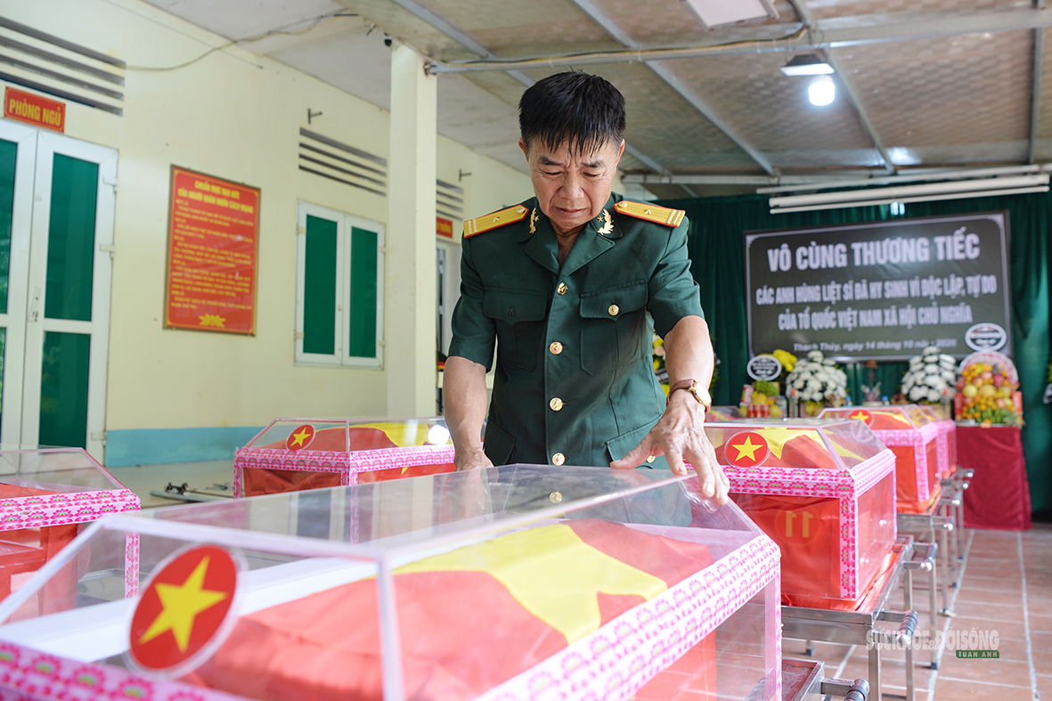 Xúc động hành trình đưa 93 hài cốt liệt sĩ về Vị Xuyên- Ảnh 2.