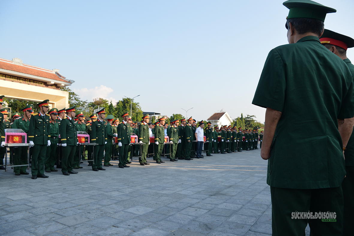 Xúc động hành trình đưa 93 hài cốt liệt sĩ về Vị Xuyên- Ảnh 7.