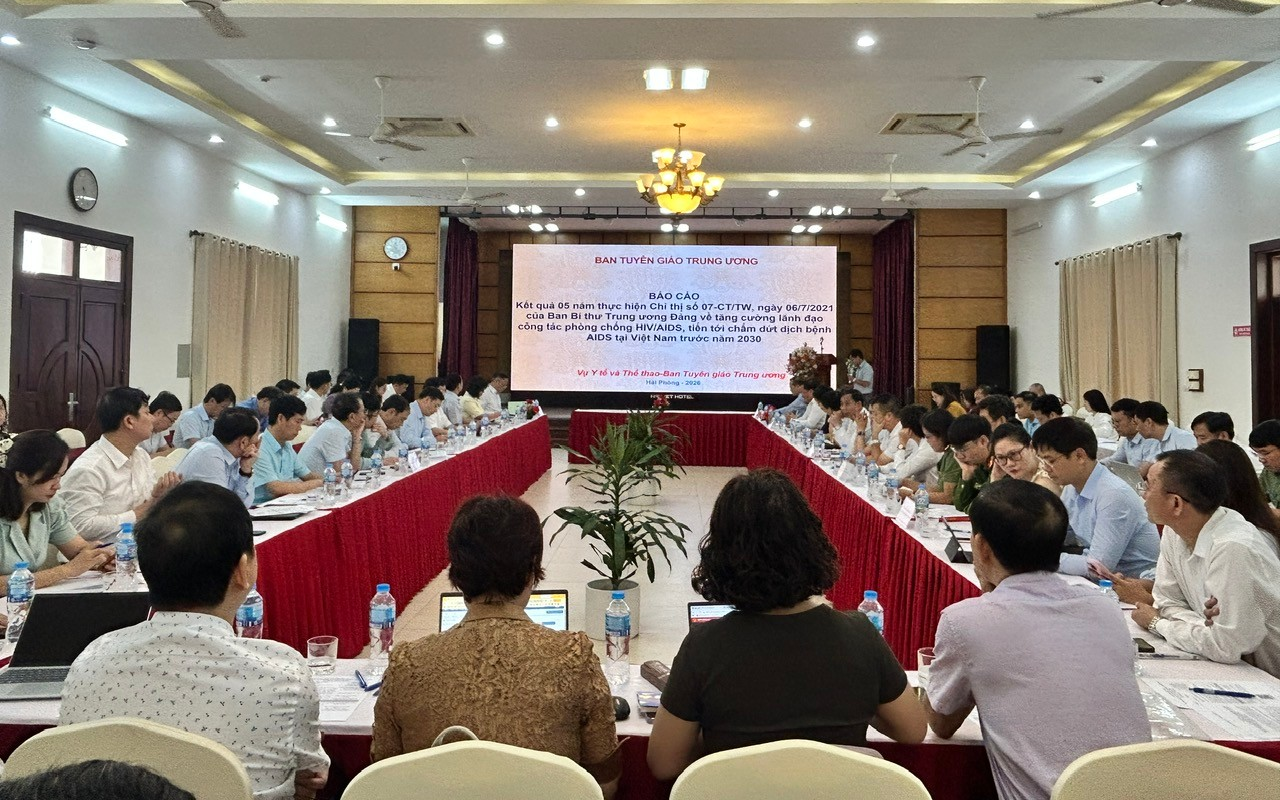 Phòng, chống HIV trong khu công nghiệp: Làm thế nào để người lao động dễ tiếp cận dịch vụ? - Ảnh 2.