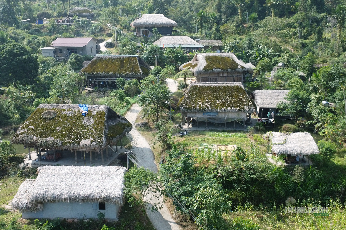 Xà Phìn - Nơi thời gian nhuộm xanh những mái nhà- Ảnh 2.