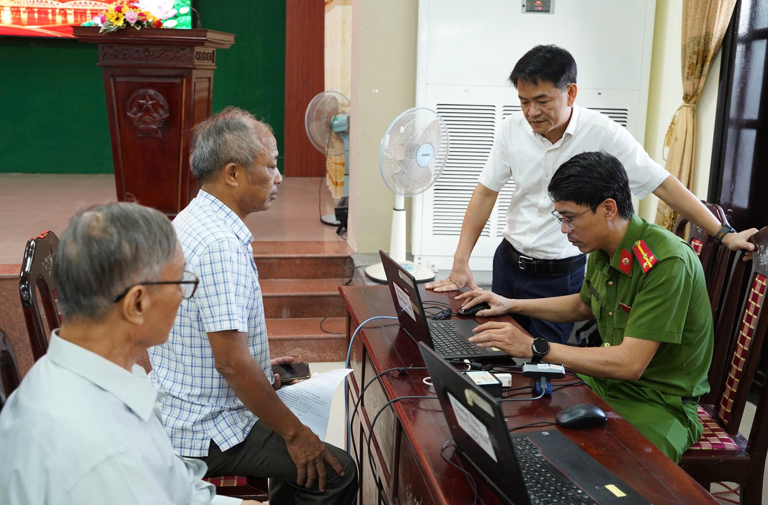 Lấy mẫu ADN, tiếp nối hành trình tìm lại tên các anh hùng liệt sĩ- Ảnh 8.