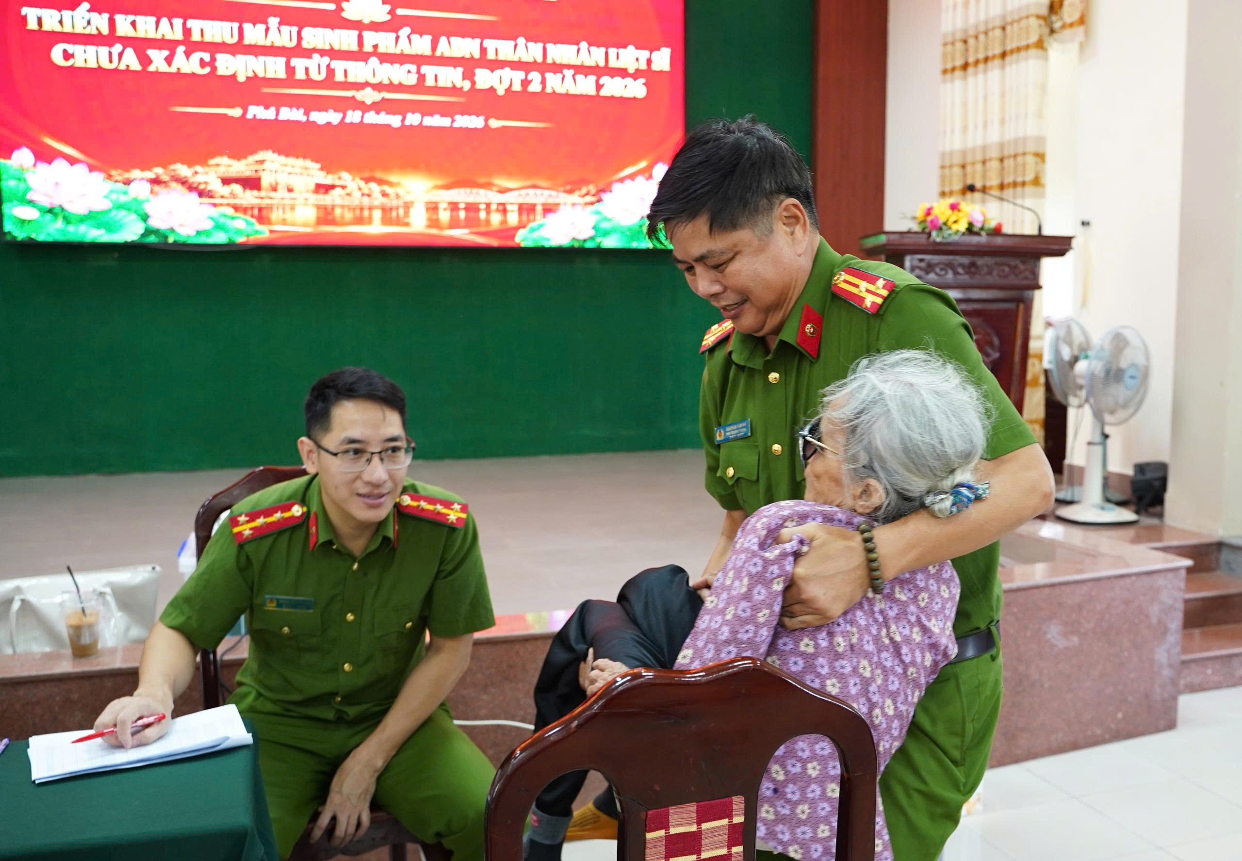 Lấy mẫu ADN, tiếp nối hành trình tìm lại tên các anh hùng liệt sĩ- Ảnh 4.