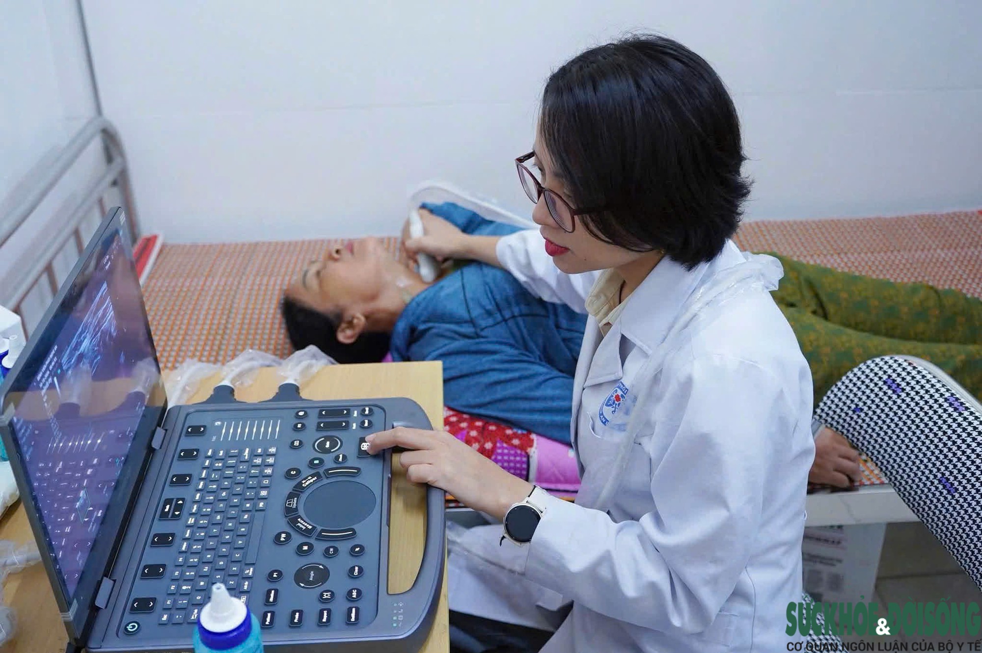 Khám sức khỏe toàn dân: Tăng tốc, bảo đảm chất lượng - Ảnh 2.