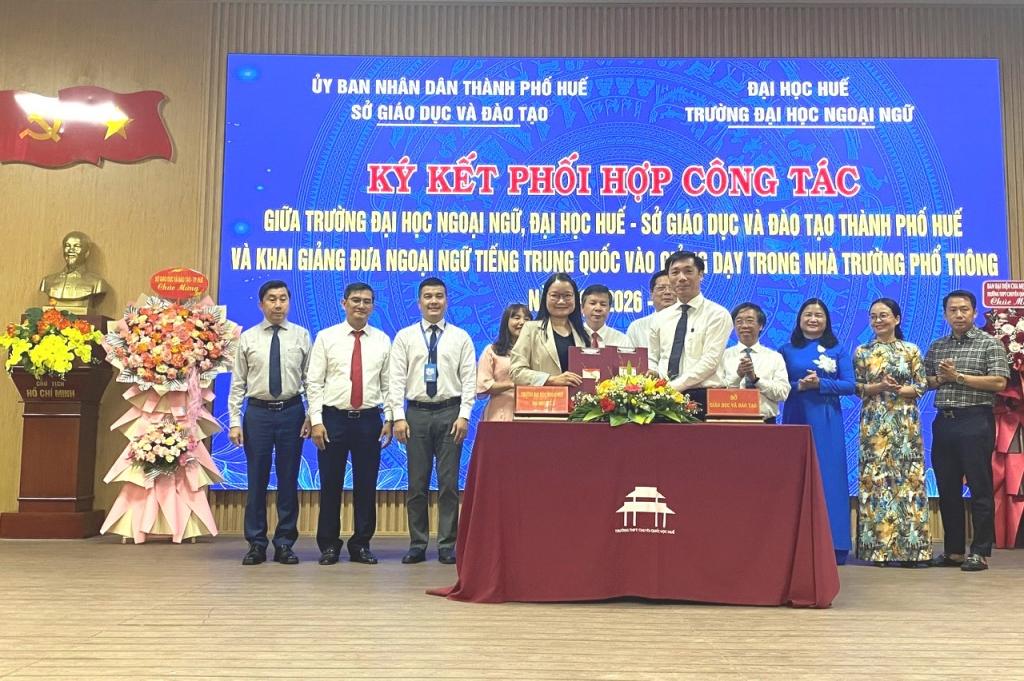 Huế thí điểm dạy học tiếng Trung tại trường phổ thông- Ảnh 2.