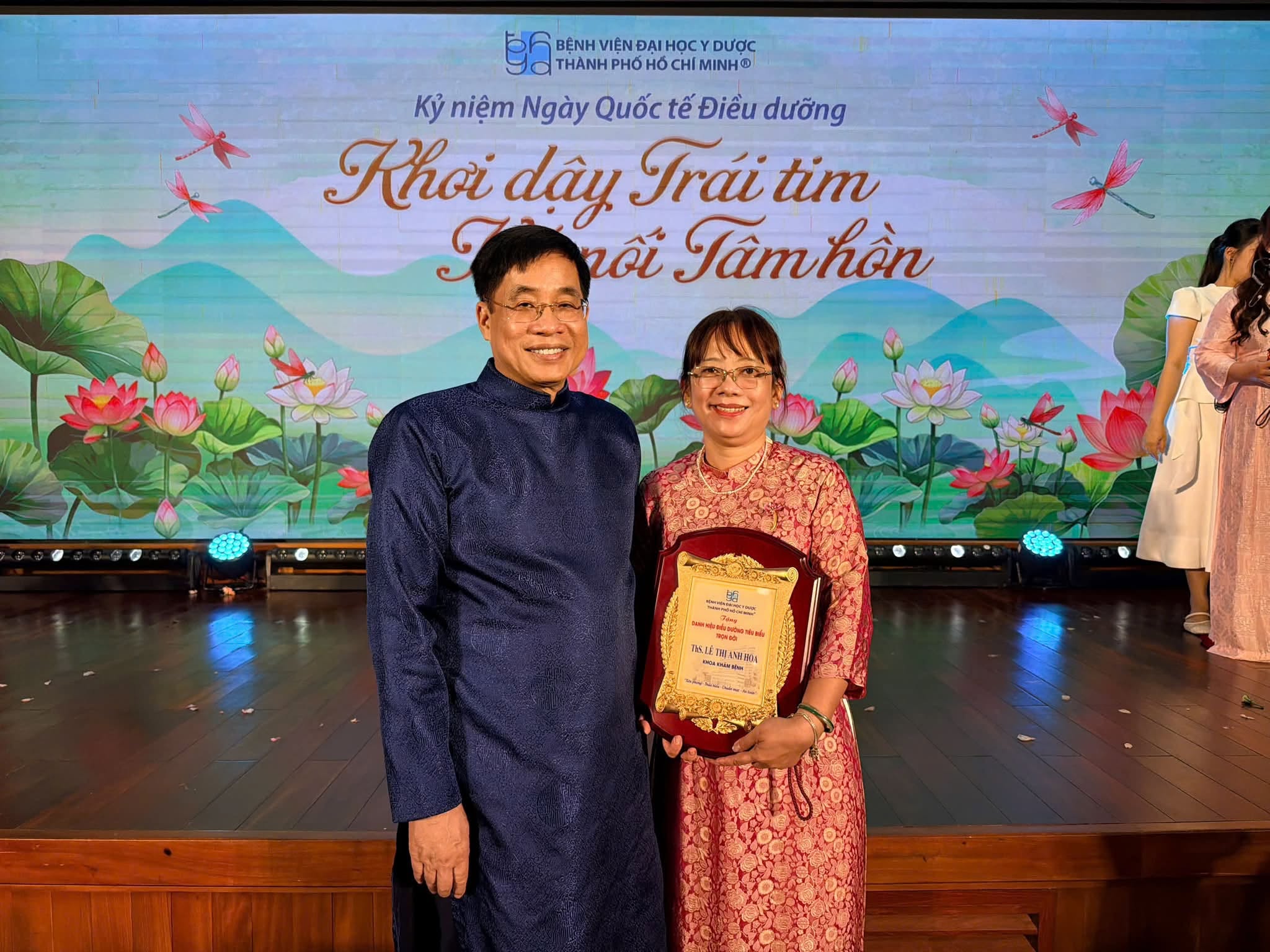 Thạc sĩ Lê Thị Anh Hoa, người điều dưỡng chọn đứng phía sau người bệnh - Ảnh 5.