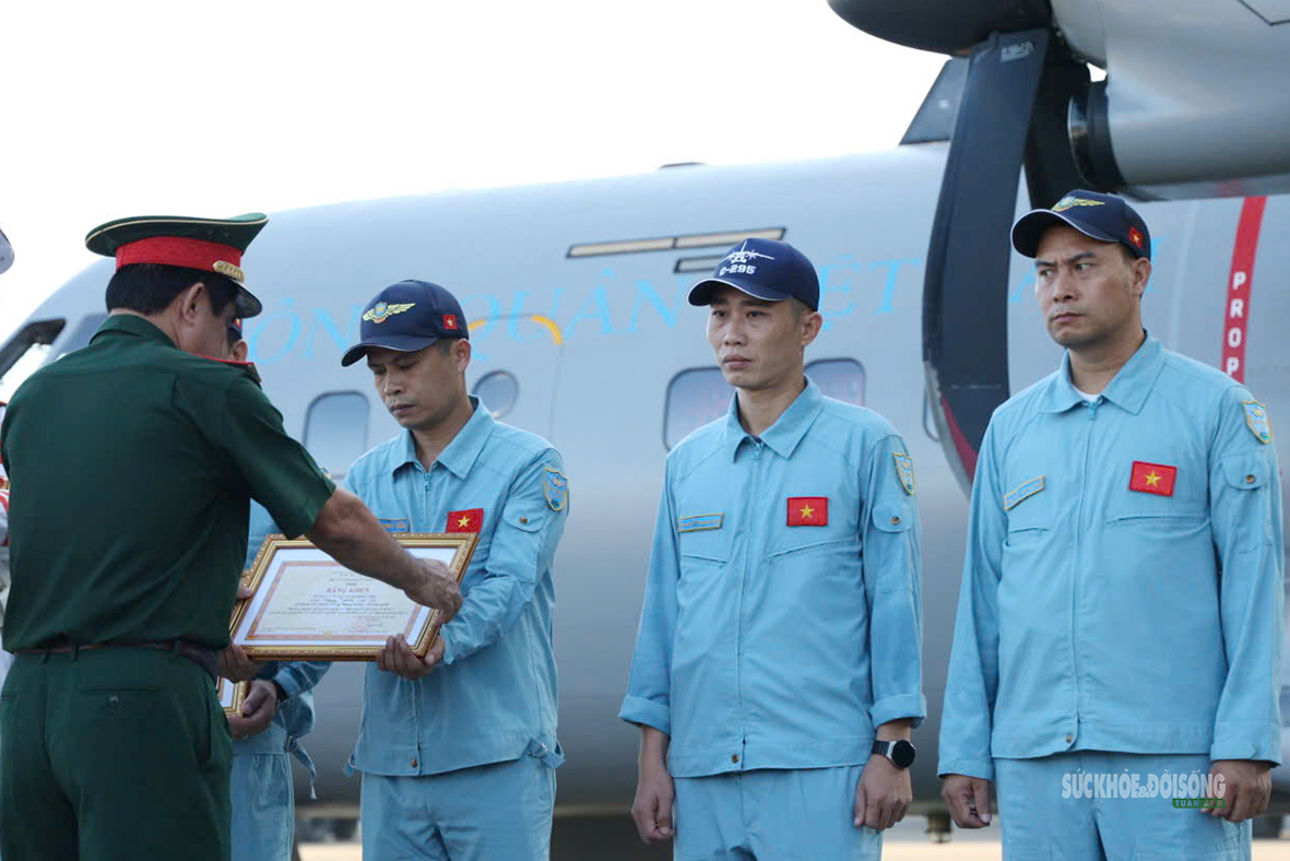 Vinh danh những người lính không quân trên hành trình tìm lại tên liệt sĩ - Ảnh 9.