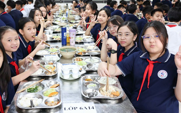 Dịch vụ ngoài giờ tối đa tại các trường công lập chất lượng cao ở Hà Nội- Ảnh 2.