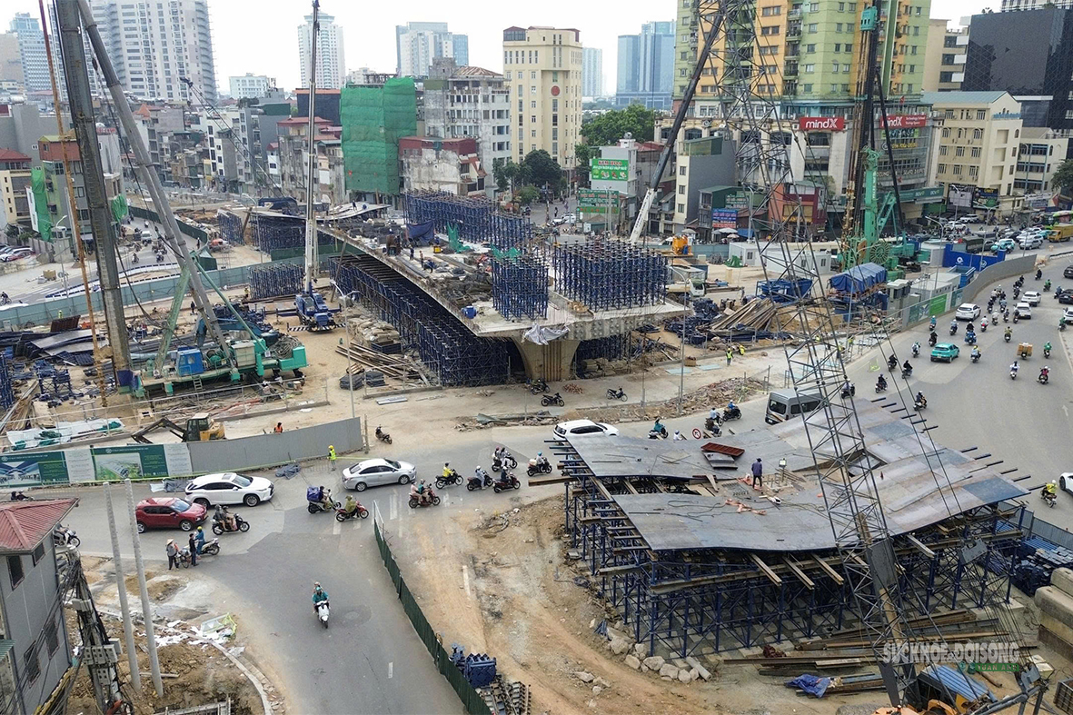 Hai cầu vượt Vành đai 1 tăng tốc thi công, hướng tới hoàn thành cuối năm 2026 - Ảnh 11.