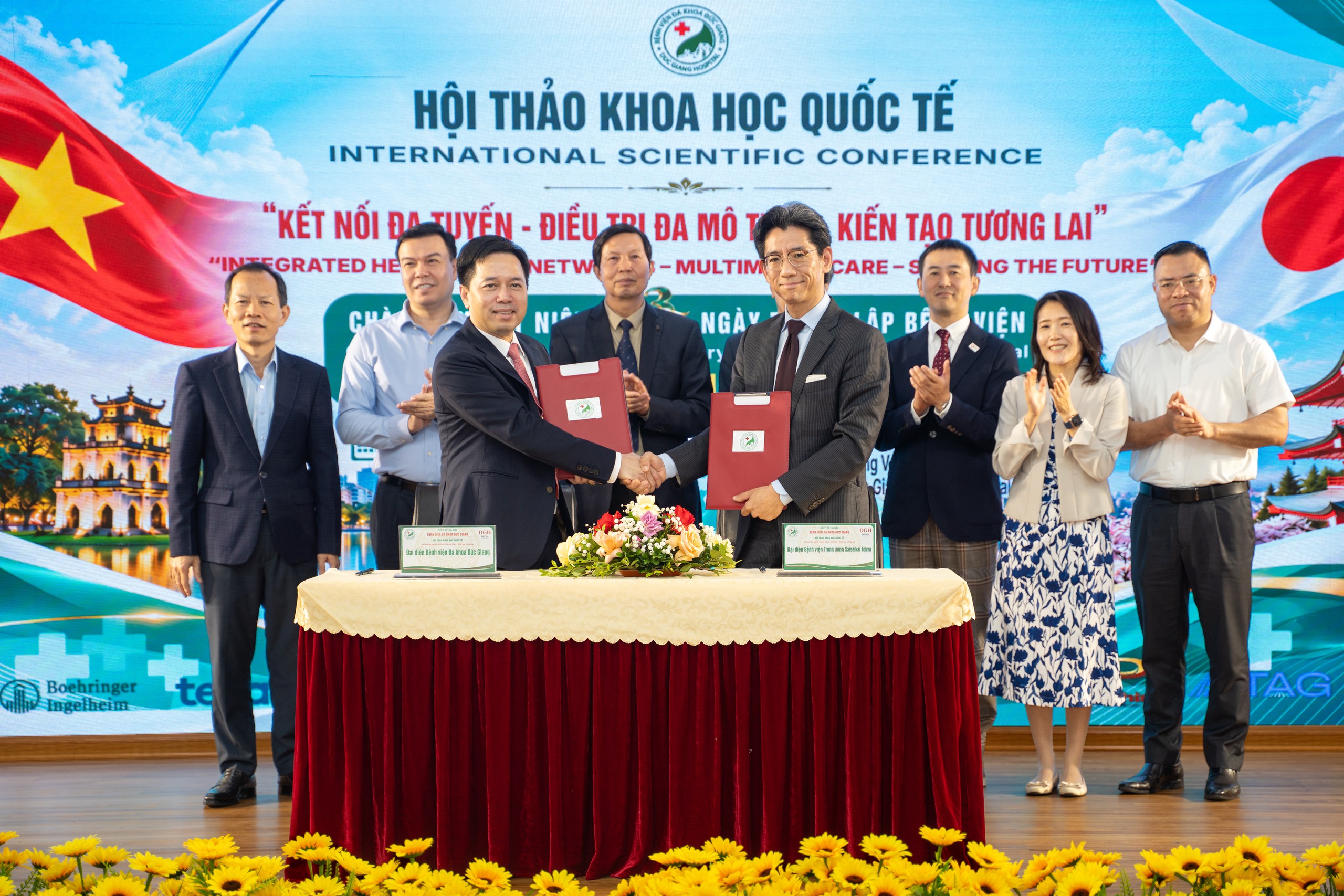 Kết nối đa tuyến, phát triển y tế chuyên sâu vì người bệnh- Ảnh 2.