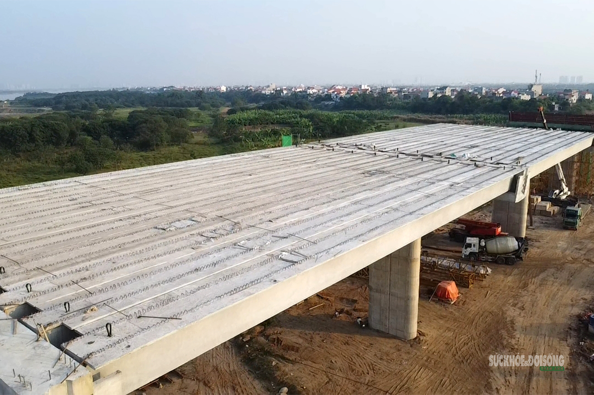 Cầu Hồng Hà gần 10.000 tỷ đồng lộ diện những nhịp dầm đầu tiên - Ảnh 5.