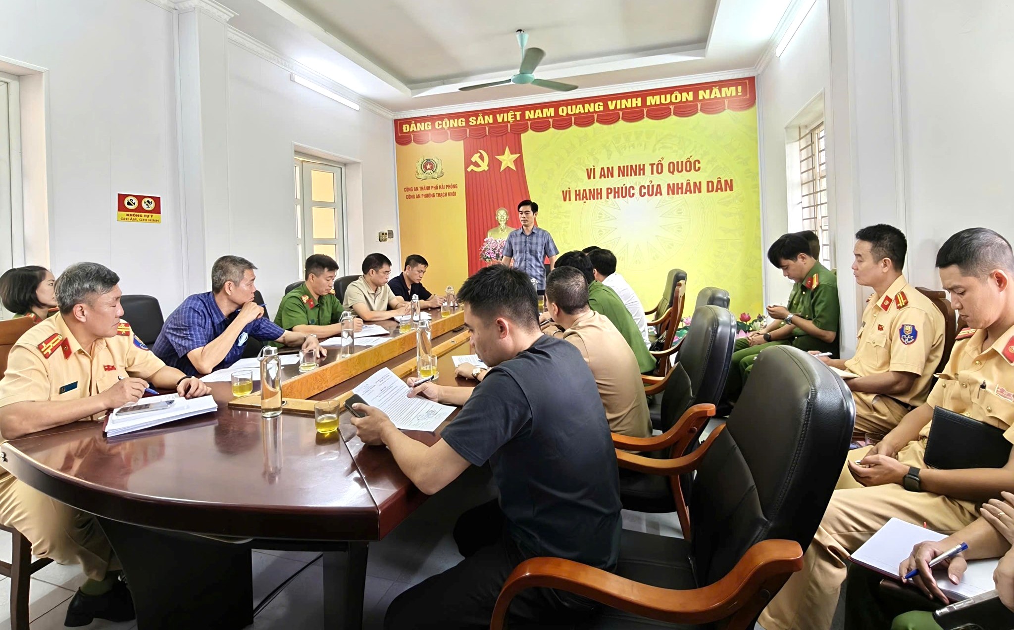 Vụ tai nạn 4 người tử vong: Hải Phòng tổng rà soát các 'lò độ xe'- Ảnh 3.
