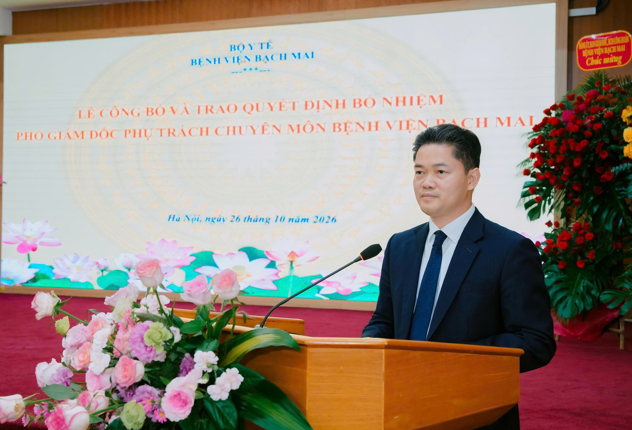 Bộ Y tế công bố quyết định bổ nhiệm Phó Giám đốc chuyên môn Bệnh viện Bạch Mai- Ảnh 2.