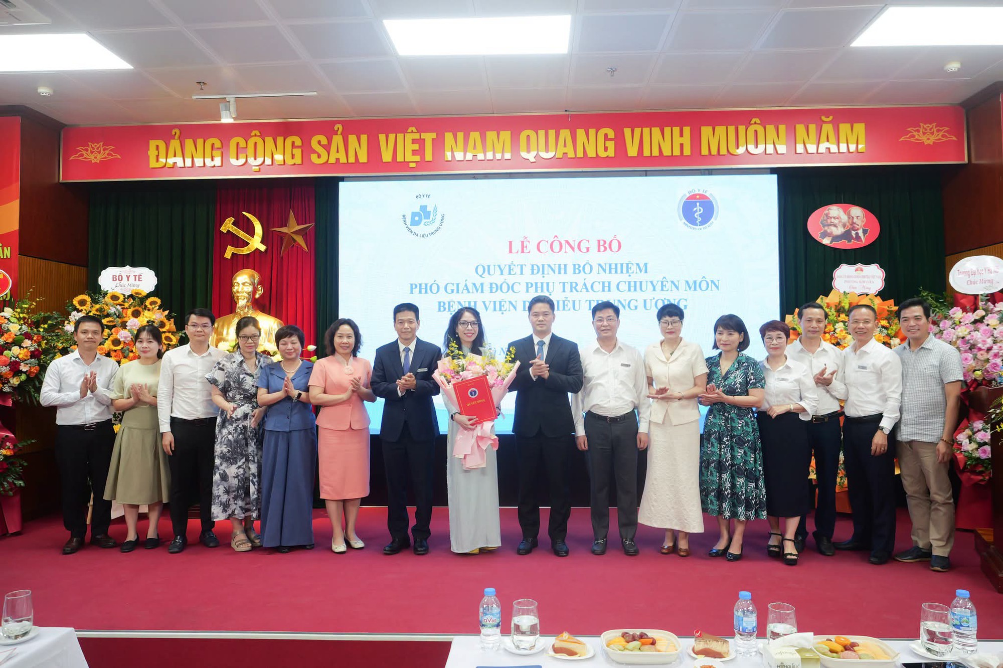 Bộ Y tế bổ nhiệm Phó Giám đốc chuyên môn Bệnh viện Da liễu Trung ương- Ảnh 4.