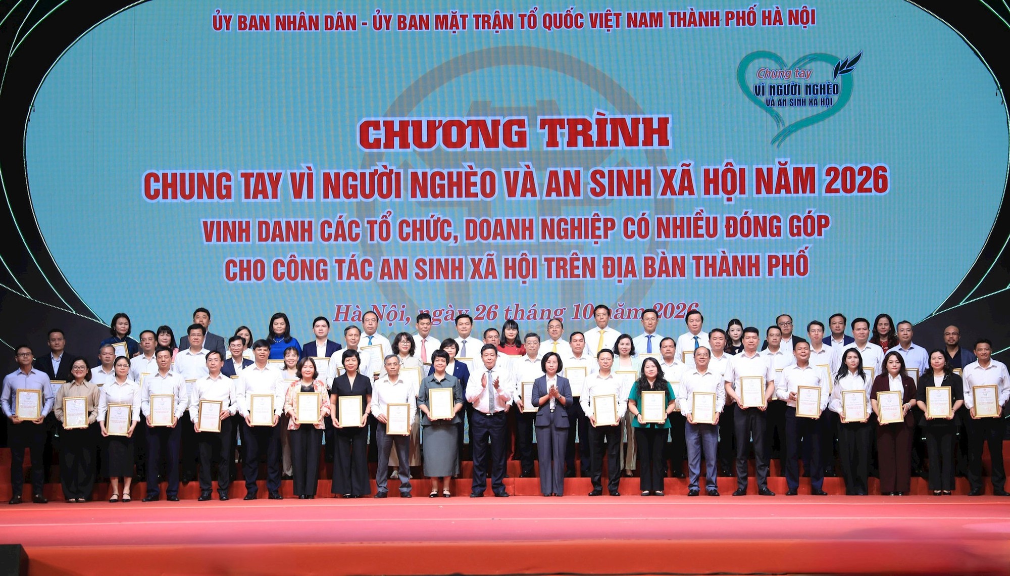 Hà Nội tiếp nhận hơn 77 tỷ đồng chăm lo an sinh xã hội- Ảnh 4.