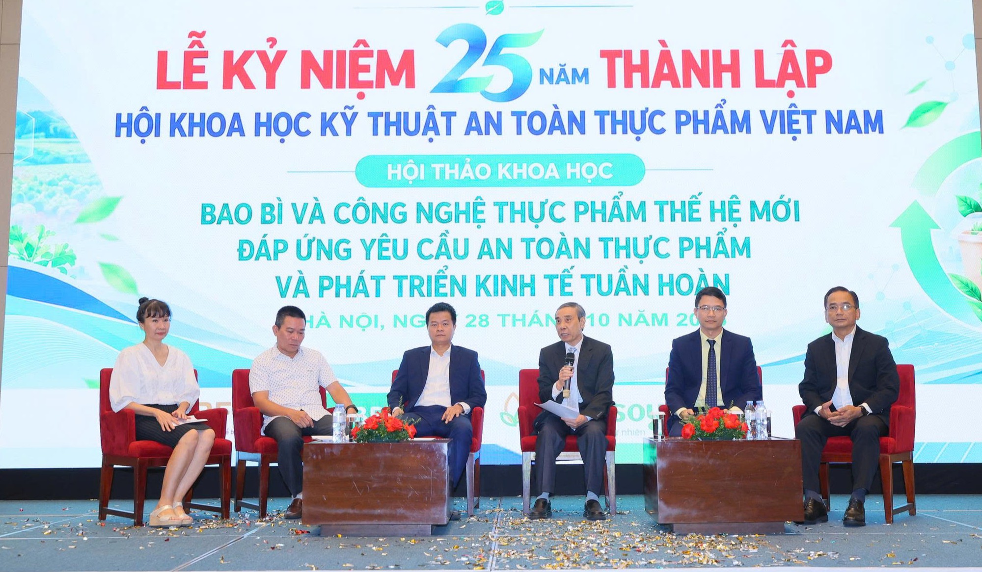 An toàn bao bì thực phẩm: Kiểm soát nguy cơ, thúc đẩy kinh tế tuần hoàn  - Ảnh 3.