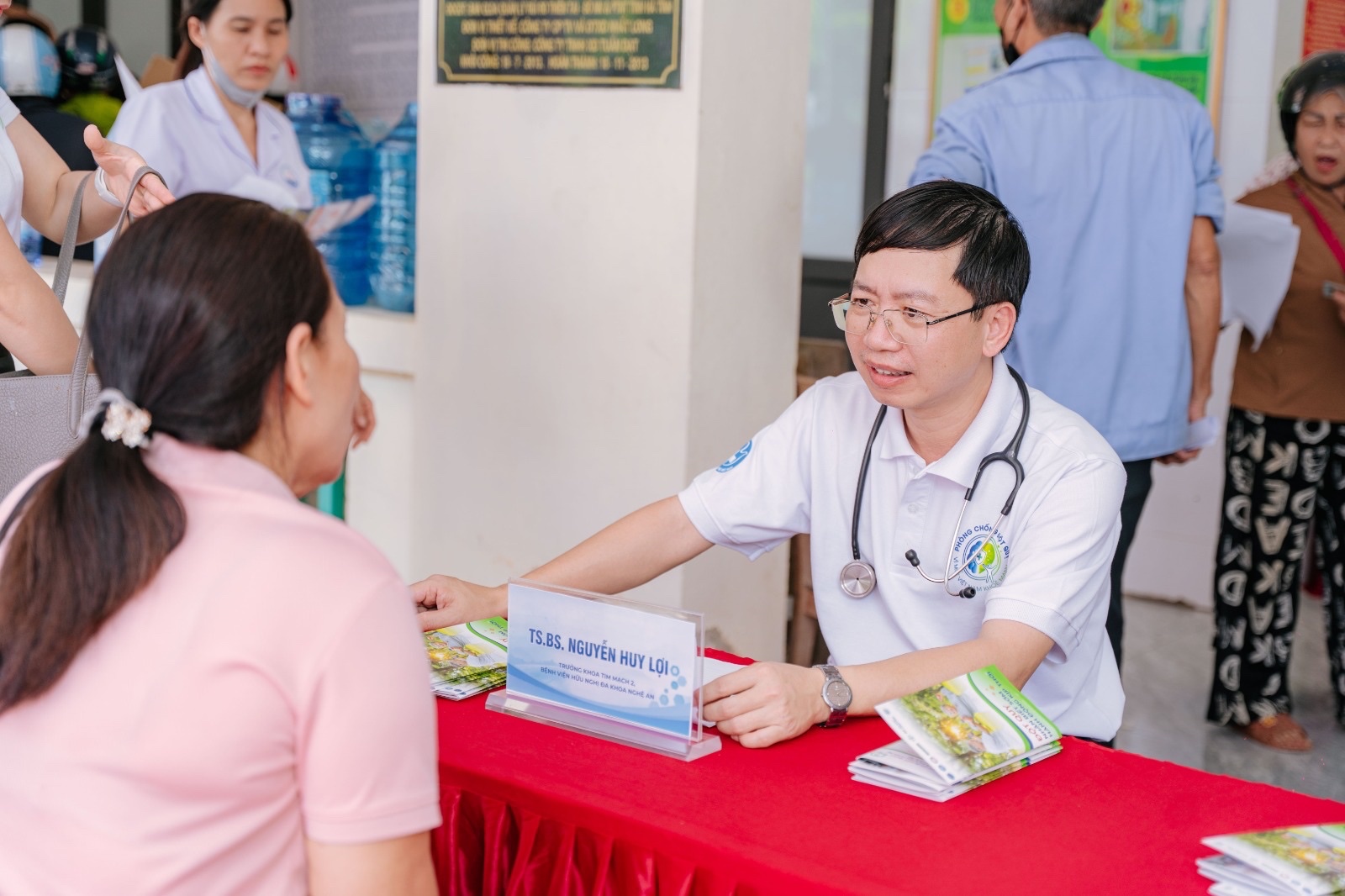 Đột quỵ khiến 167.000 người Việt tử vong mỗi năm: Nhận biết sớm để cứu não - Ảnh 4.