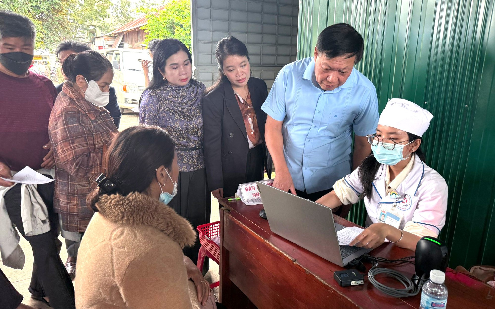 Thứ trưởng Đỗ Xuân Tuyên: Đổi mới hoạt động y tế cơ sở gắn với nâng cao chất lượng dân số trong tình hình mới- Ảnh 13.