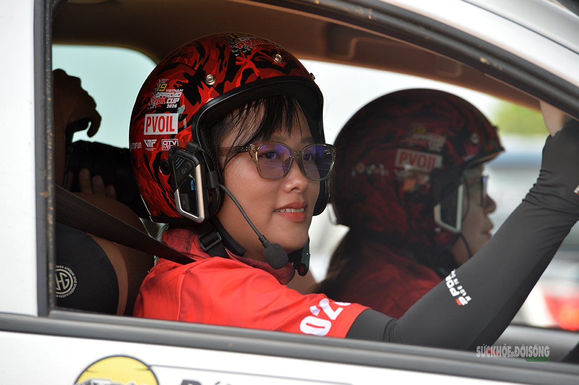 Những 'bóng hồng' chinh phục đường đua offroad tại Đồng Mô- Ảnh 11.