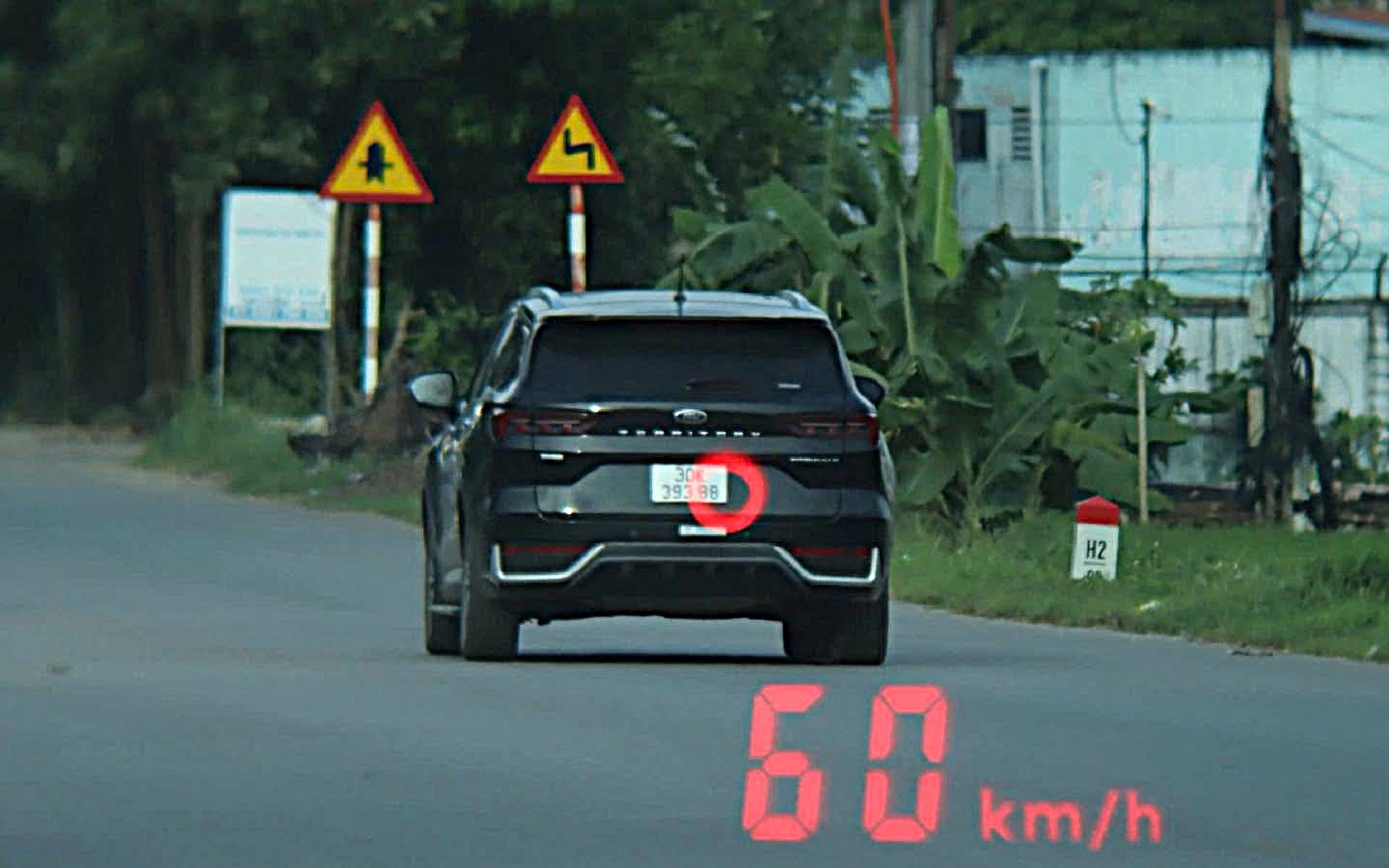 Đường ven biển rộng thoáng, tốc độ giới hạn 30-40 km/h gây thắc mắc - Ảnh 6.
