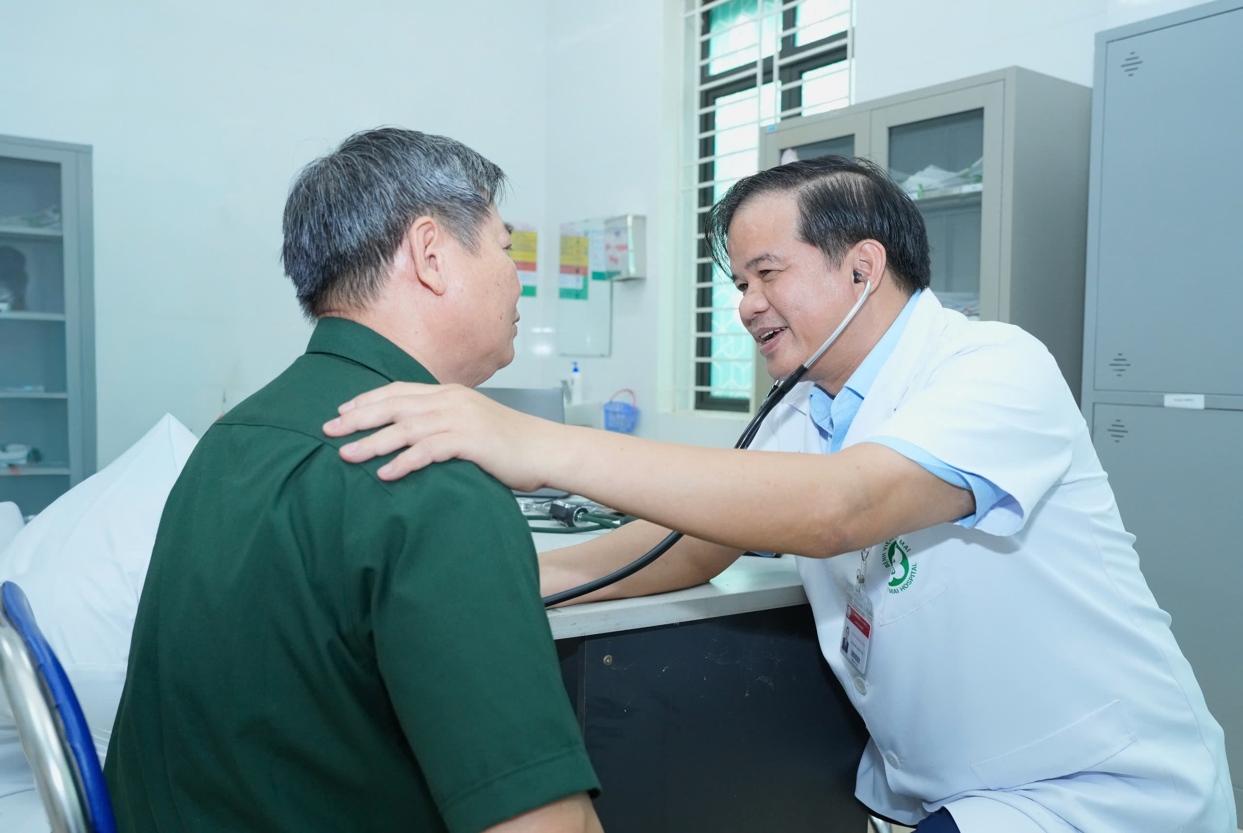 PGS.TS Đào Xuân Cơ: Đưa Bạch Mai về gần dân hơn để thêm cơ hội sống cho người bệnh trong ‘thời gian vàng’- Ảnh 6.