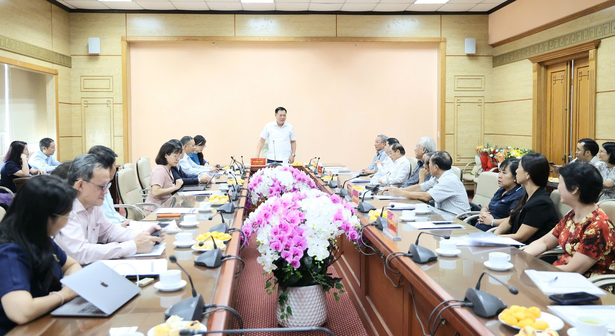 Gần 32.000 hồ sơ thuốc, nguyên liệu làm thuốc được xem xét, tăng gấp 3 lần trước đó- Ảnh 3.