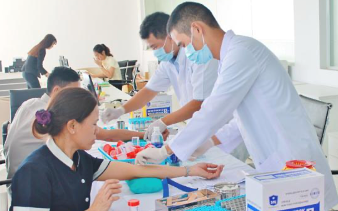 Hàng loạt doanh nghiệp vi phạm quy định về khám sức khỏe cho người lao động- Ảnh 3.