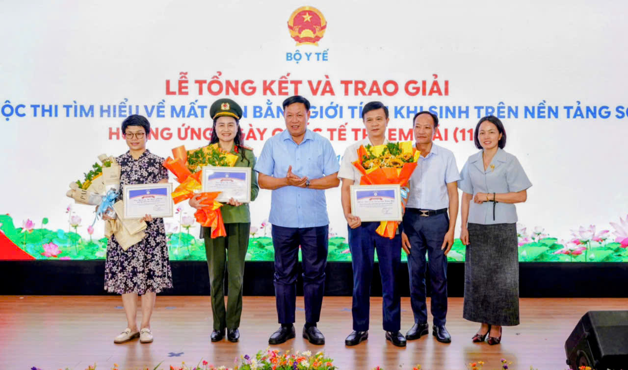 Bộ Y tế trao giải Cuộc thi Tìm hiểu về mất cân bằng giới tính khi sinh - Ảnh 3.