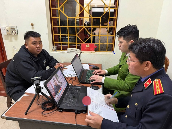 Triệt phá đường dây mua bán người dưới 16 tuổi sang Campuchia làm việc tại các công ty lừa đảo- Ảnh 1.