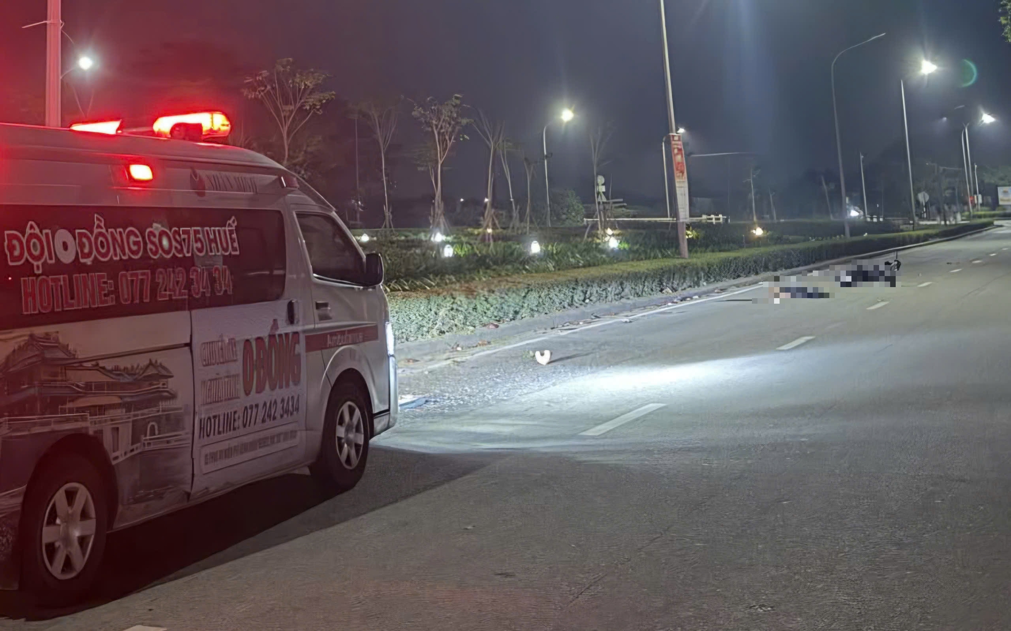 Khoảnh khắc vụ tai nạn nghiêm trọng ở Huế làm 2 người tử vong