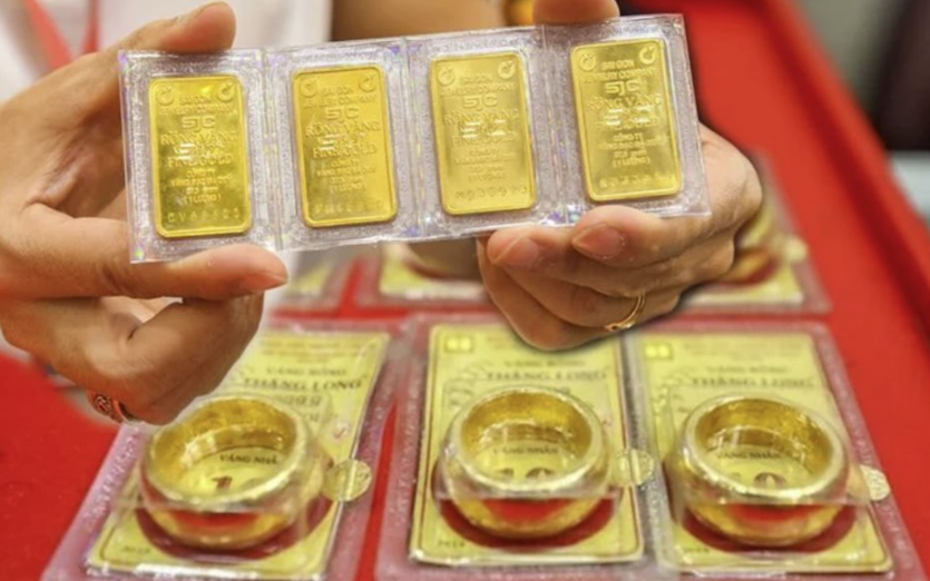 Chốt giá vàng hôm nay ngày 2/2 chưa ngừng giảm cực mạnh- Ảnh 2. Chốt giá vàng hôm nay ngày 1/2 giảm cực mạnh, người mua lỗ nặng