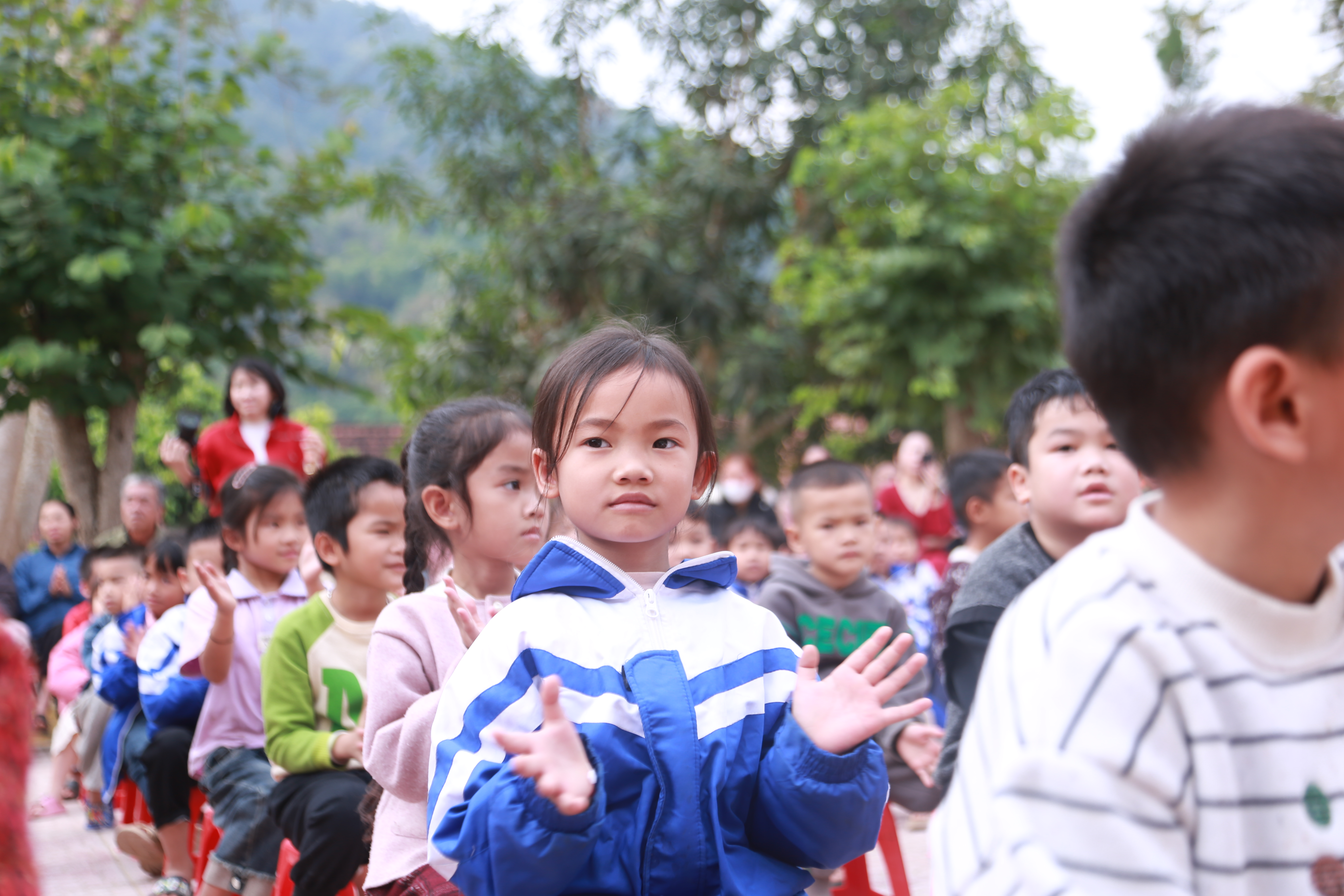 Hơn 1.000 người dân Yên Hòa được khám, tư vấn sức khỏe miễn phí tại "Tết ấm vùng cao 2026"- Ảnh 6.