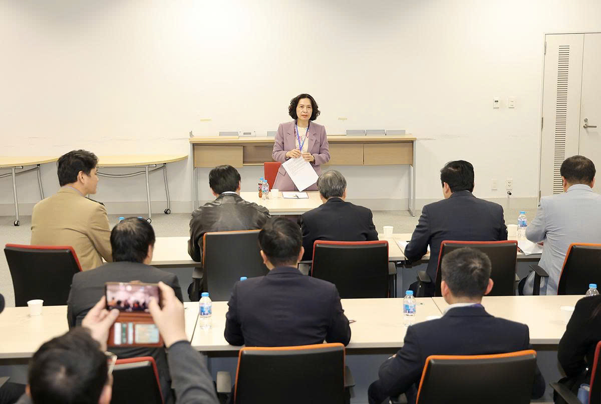 Tăng cường giám sát y tế cửa khẩu, sẵn sàng ứng phó mọi tình huống dịch bệnh dịp Tết Nguyên đán- Ảnh 7.