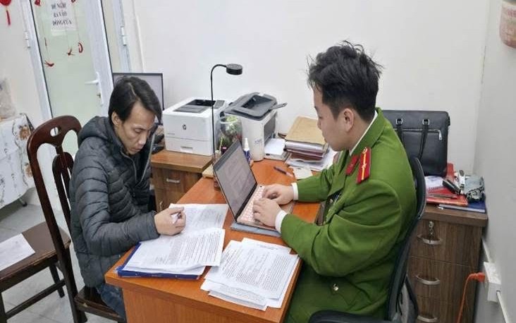 7 năm vượt biên trốn truy nã, kẻ giết người ra đầu thú