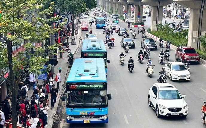 Gần 50.000 lượt xe buýt Hà Nội được vận hành dịp cao điểm Tết Bính Ngọ 2026