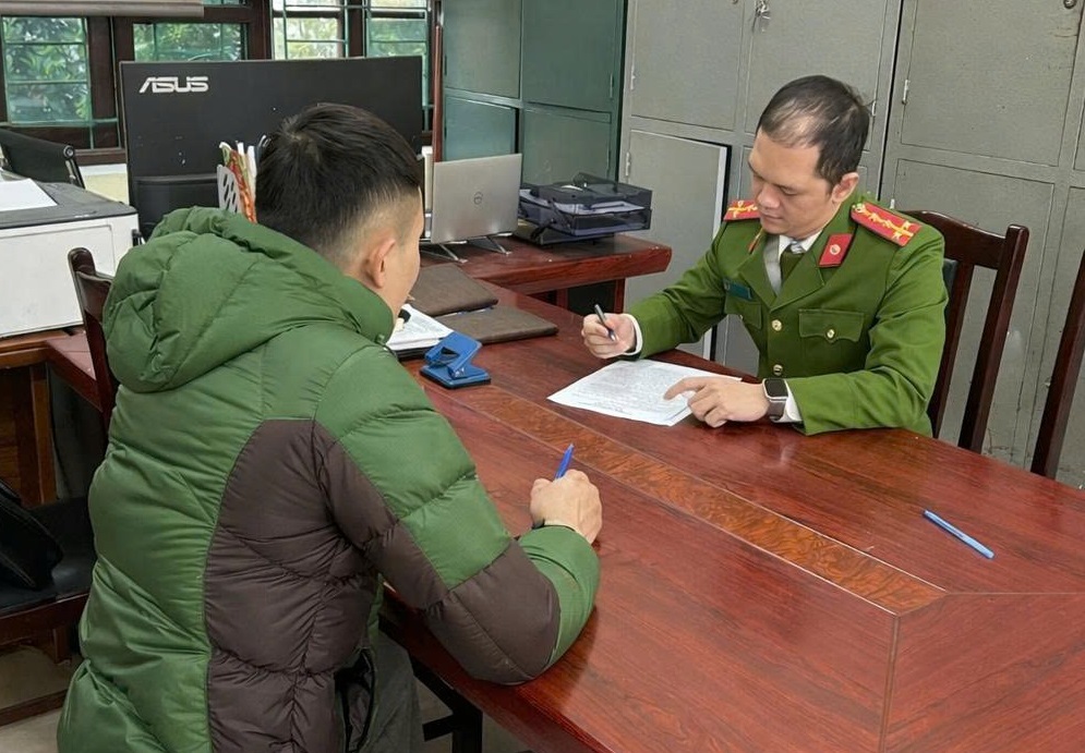 Xử phạt một thanh niên bình luận sai sự thật vụ cướp ngân hàng ở Gia Lai- Ảnh 1. Xử phạt một thanh niên bình luận sai sự thật vụ cướp ngân hàng ở Gia Lai- Ảnh 1.